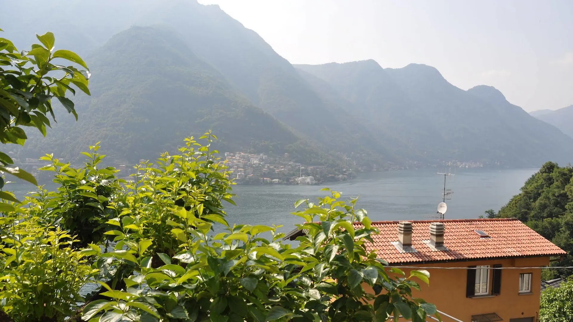 Casa Mirella Villa Pognana Lario